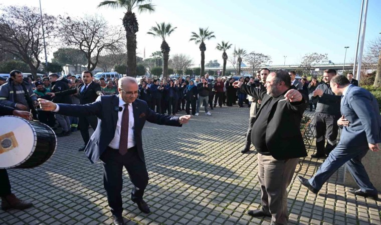 Davullu zurnalı toplu sözleşme sevinci