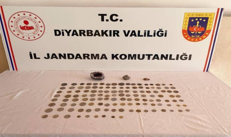 Diyarbakırda 130 adet tarihi obje ele geçirildi