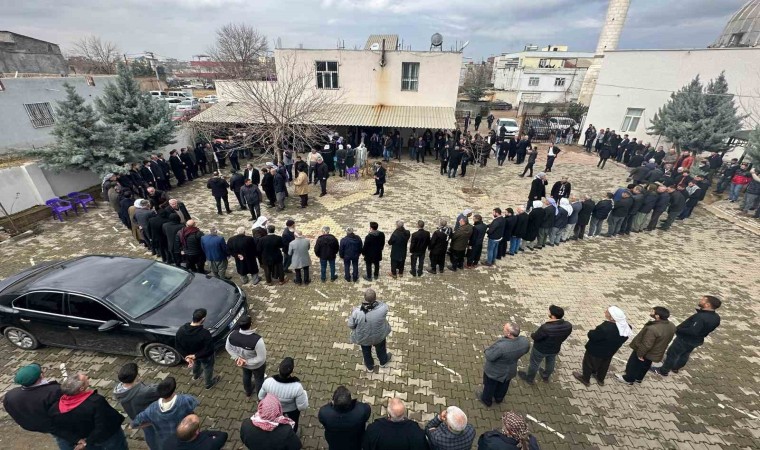 Diyarbakırda iki aile arasındaki 3 yıllık husumet iş adamının aracılığıyla son buldu