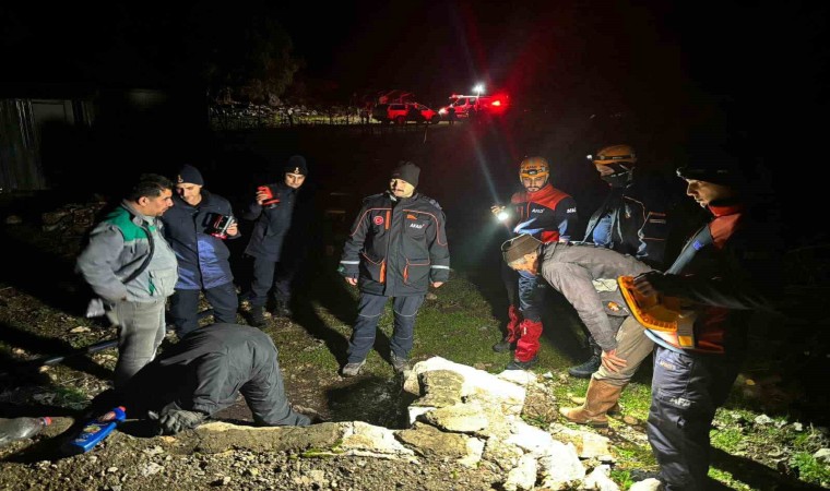 Doğa yürüyüşünde mahsur kalan 2 kişi AFAD tarafından kurtarıldı