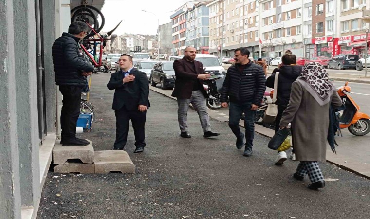 Down sendromlu Mücahit, Emek mahalle muhtarlığına aday