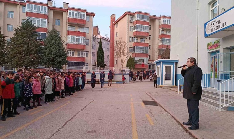 Edirnede kahraman şehitlerimiz için dua edilip saygı duruşunda bulunuldu