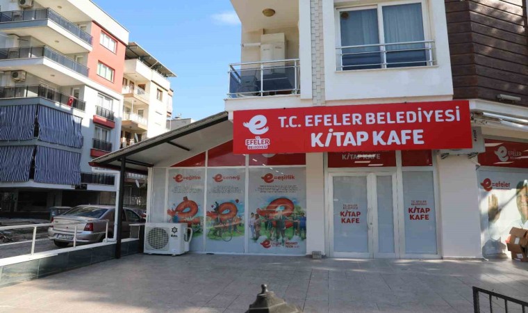 Efelerde 15inci kitap kafe açılış için gün sayıyor