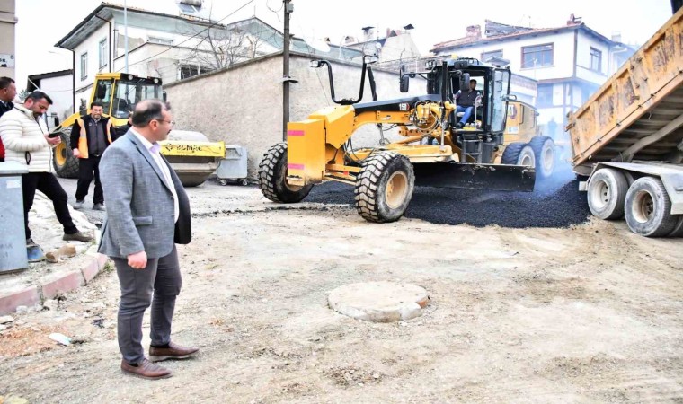 Emette sıcak asfalt çalışmaları 32 günde tamamlandı