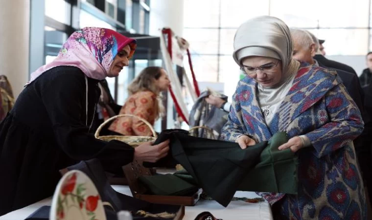 Emine Erdoğan İstanbul’da Siirtli kadınlarla bir araya geldi