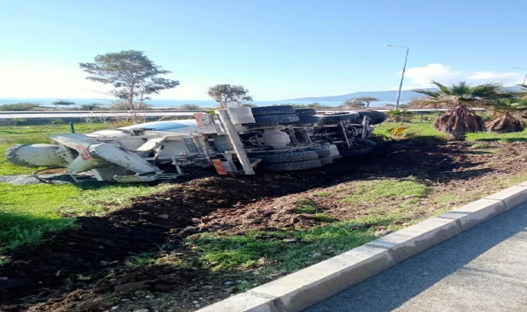 Emniyet şeridinde beton mikserinin çarpmasıyla öldü, kardeşi kaçarak kurtuldu