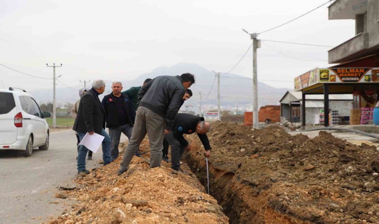 Erganide bazı mahallelere yeni içme suyu şebeke hattı