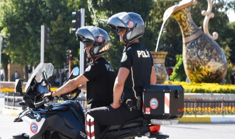 Erzincan Emniyeti asayiş olayları aydınlatma oranında Türkiye 4ncüsü oldu