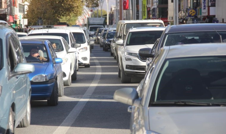 Erzincanda trafiğe kayıtlı araç sayısı 70 bini geçti