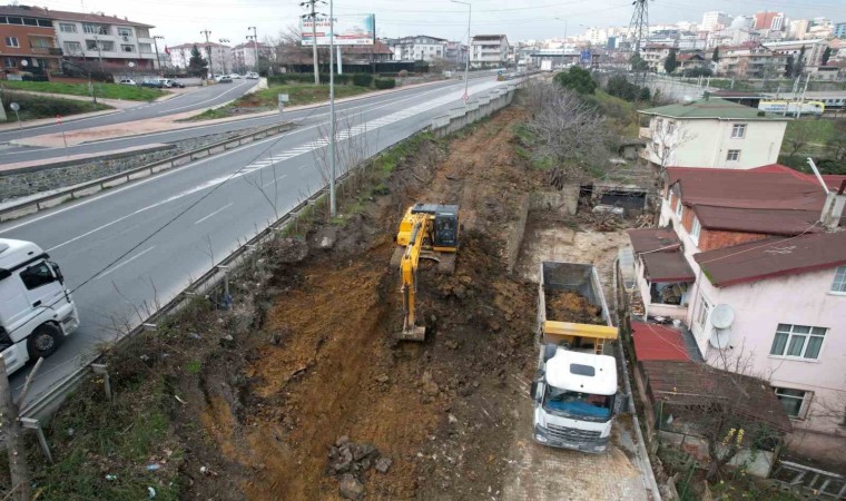 Eskihisar feribot yolu genişletiliyor