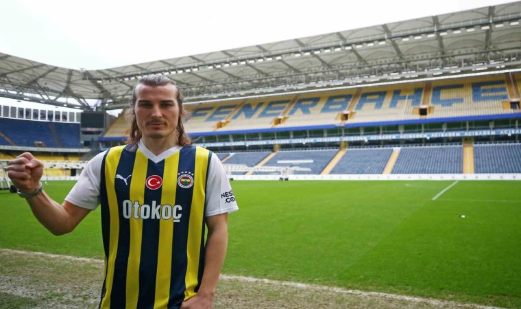 Fenerbahçe, Çağlar Söyüncünün lisansını çıkardı