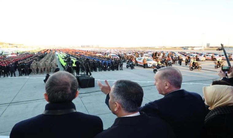 (Fotoğraflar)-Cumhurbaşkanı Erdoğan: İstanbul’u yeniden ayağa kaldıracağız