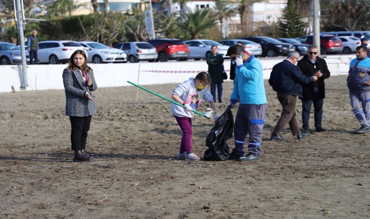 Galip Dere Halk Plajında çöp kategorize çalışması gerçekleştirildi