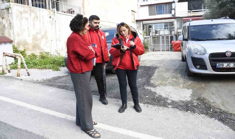 Güvercin Masa gezici ekibi halkın talepleri için kapı kapı dolaşıyor