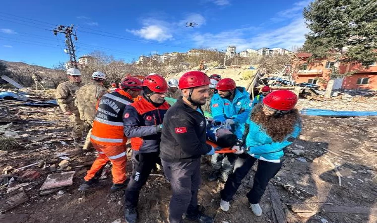 İki fay hattının keşiştiği Tunceli’de depreme müdahale için timler oluşturuldu