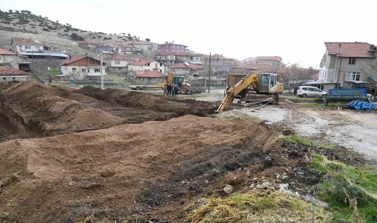 Isparta Belediyesinin desteğiyle Kayı köyüne sosyal tesis inşa ediliyor