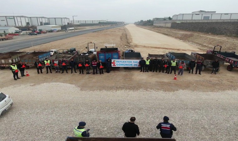 Jandarmadan traktör sürücülerine güvenli tarım eğitimi