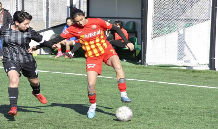 Kadınlar 1. Lig B Grubu: Kayseri Kadın FK: 1 - Kocaeli Bayan FK:1