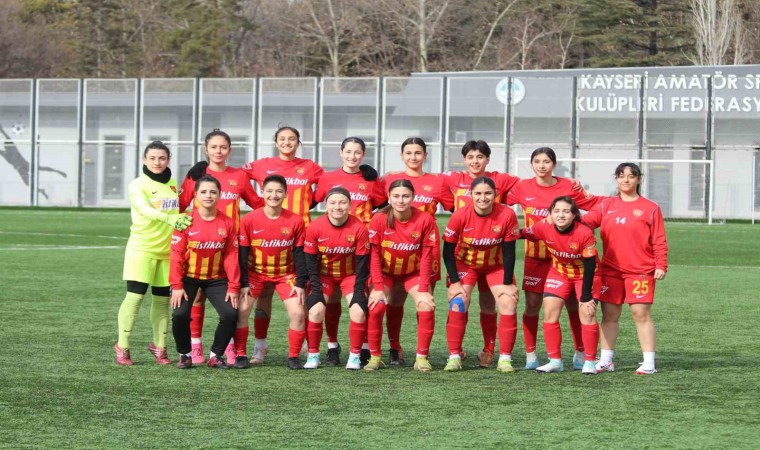 Kadınlar 1. Lig: Kayseri Kadın FK: 3 - Sakarya Kadın FK: 0