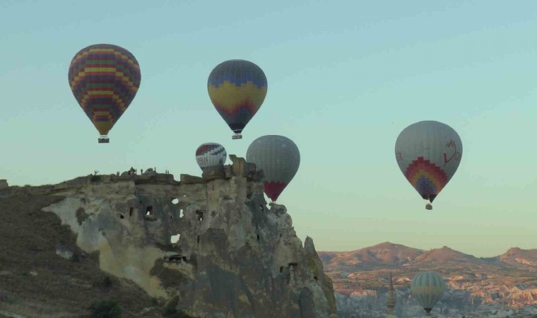 Kapadokyada yılın ilk gününde görsel şölen