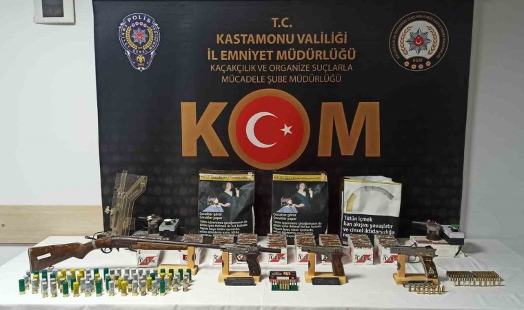 Kastamonuda 5 farklı adrese kaçakçılık operasyonu: 4 gözaltı