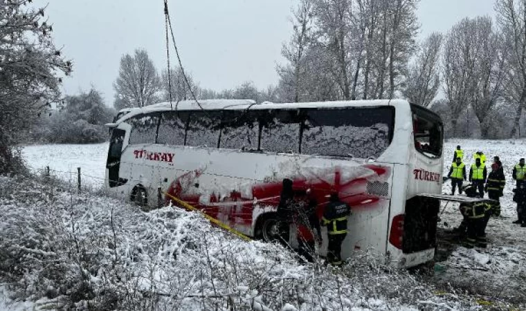 Kastamonu’da yolcu otobüsü devrildi: 6 ölü, 33 yaralı (2)