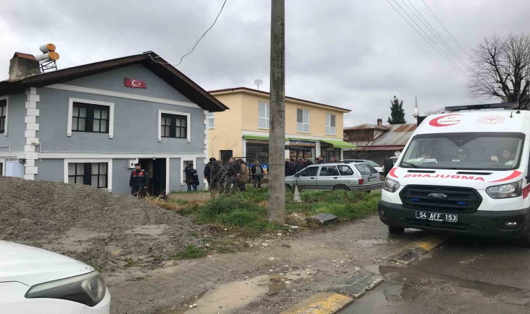 Kendisinden haber alınamayan emekli polis evinde ölü bulundu