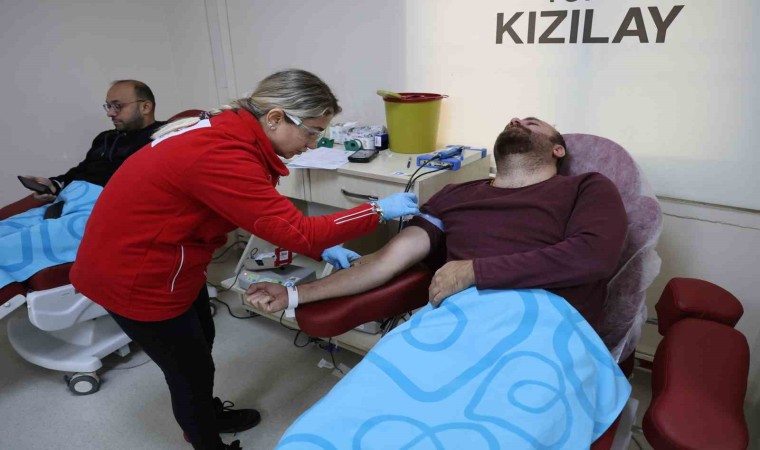 Kızılaya geçen sene 2 milyon 700 bin ünite kan bağışlandı