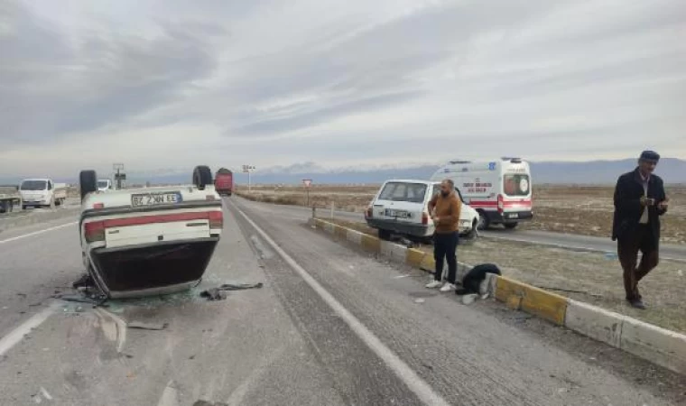 Konya’da iki otomobil çarpıştı: 8 yaralı