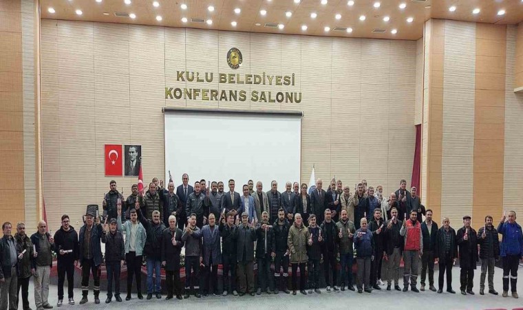 Kuluda 90 esnaf 22 yıl sonra tapularına kavuştu