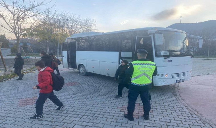 Kuşadasında öğrencilere trafik eğitimi verildi