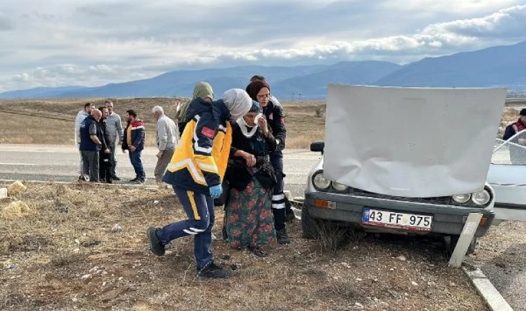 Kütahya’da 2 otomobil çarpıştı; 1’i ağır, 8 yaralı