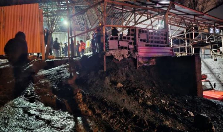 Maden ocağında göçük; mahsur kalan 2 madenci 11 saat sonra kurtarıldı