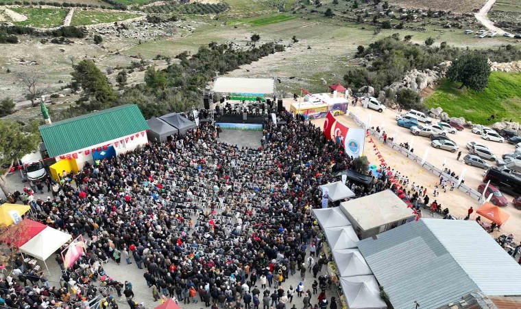 Mersinde 2.Nergis Şenliği düzenlendi