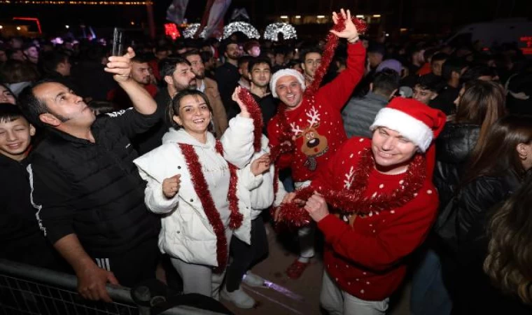 Mersin’de ’yeni yıl’ coşkusu