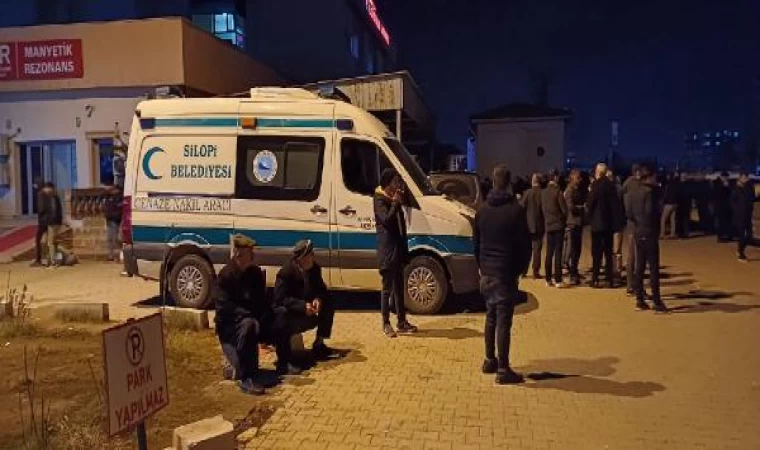 Mersin’deki otobüs kazasında ölen 9 kişiden 2’si Silopi’de toprağa verildi