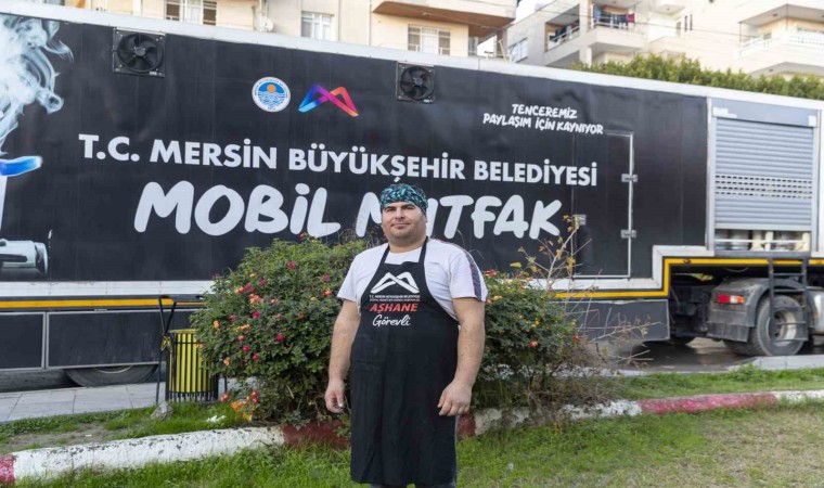 Mobil Mutfak Tırı ve Mahalle Mutfakları 48 noktada 3 çeşit yemek hizmeti sunuyor