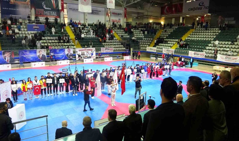 Muğlada Büyükler Türkiye Taekwondo Şampiyonası başladı