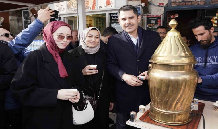 Murat Kurum, cuma namazını Ayasofya Camiinde kıldı