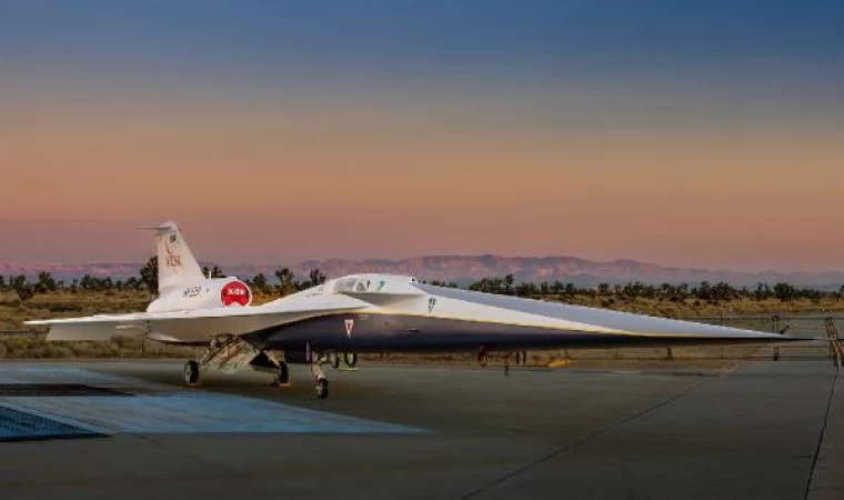 NASA, sessiz süpersonik uçağını tanıttı