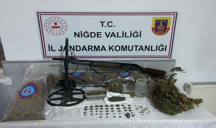 Niğdede jandarma ekiplerinden tarihi eser operasyonu