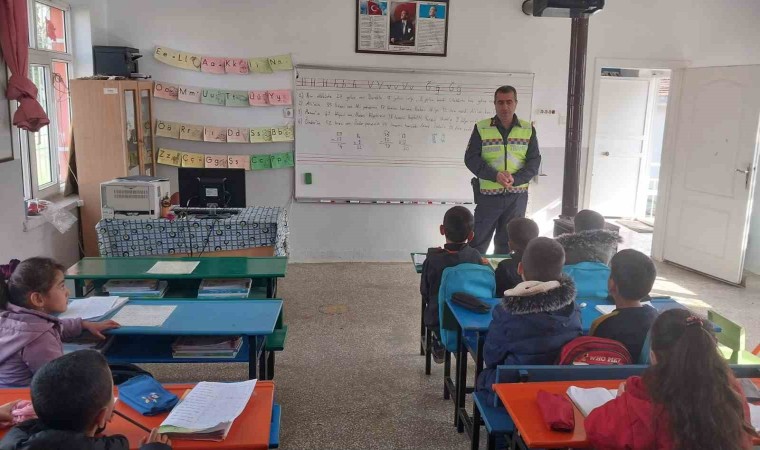 Oğuzelinde öğrencilere trafik eğitimi