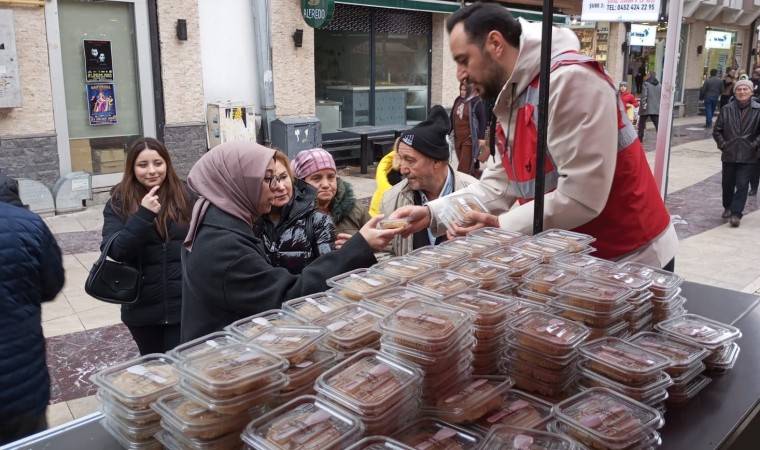 Orduda 5 bin kişiye irmik helvası dağıtıldı