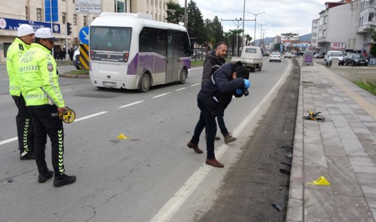 Orduda ticari taksinin çarptığı 2 kadın ağır yaralandı