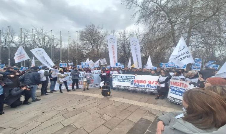 Özel sektörde çalışan öğretmenler, ’taban maaş hakkı’ için TBMM’ye yürüdü 