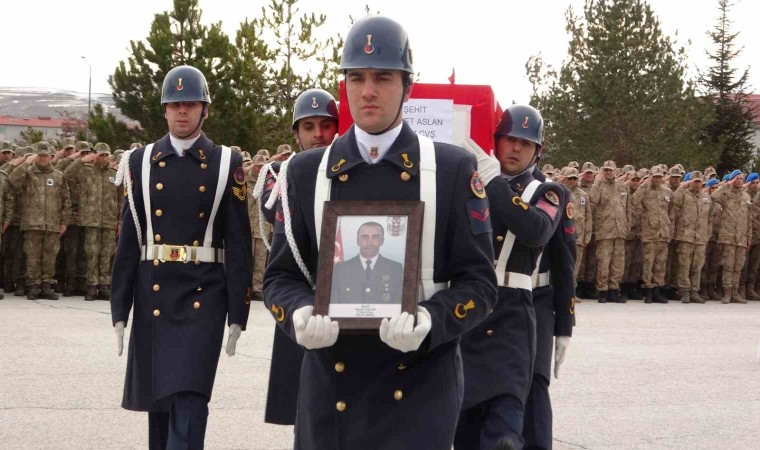 Pençe-Kilit şehidi memleketine uğurlandı