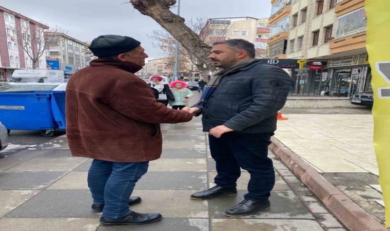 Pursaklar Belediye Başkanı Çetin, vatandaşların yoğun ilgisiyle karşılaşıyor