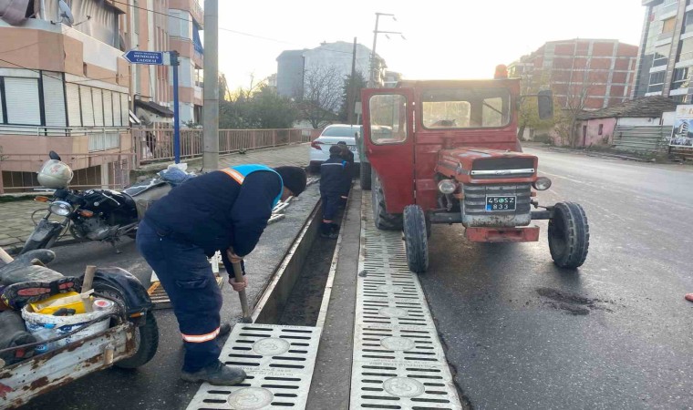 Salihlide taşkın önlemlerine devam