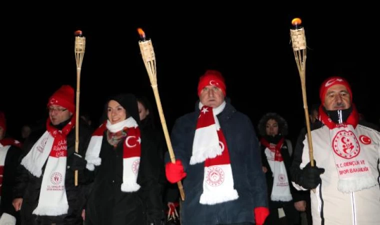 Sarıkamış’ta ’Karı yorgan edenler’ heykeli açıldı (2)