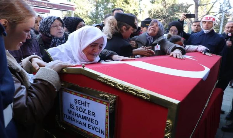 Şehit Evcin, memleketi Eskişehir’de son yolculuğuna uğurlandı- Yeniden